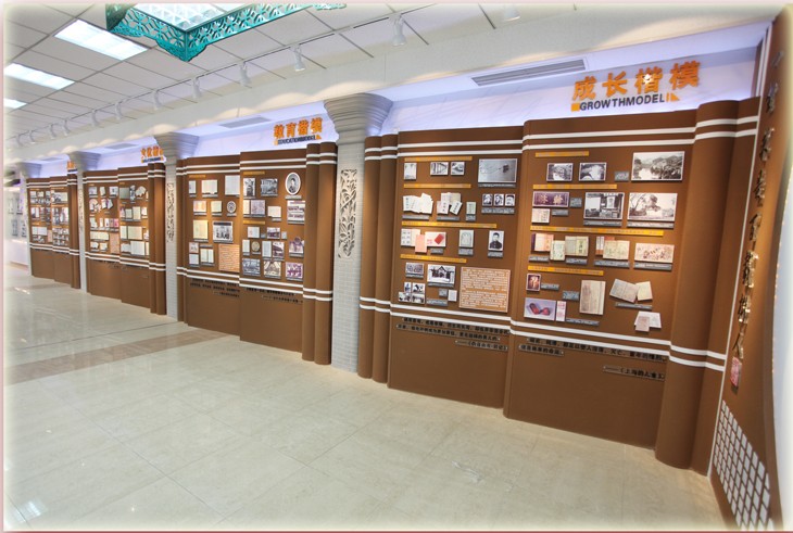 7鲁迅展室.jpg