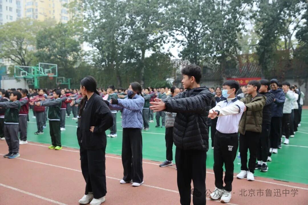 1764635758351053846.jpg 1764635758351053846.jpg